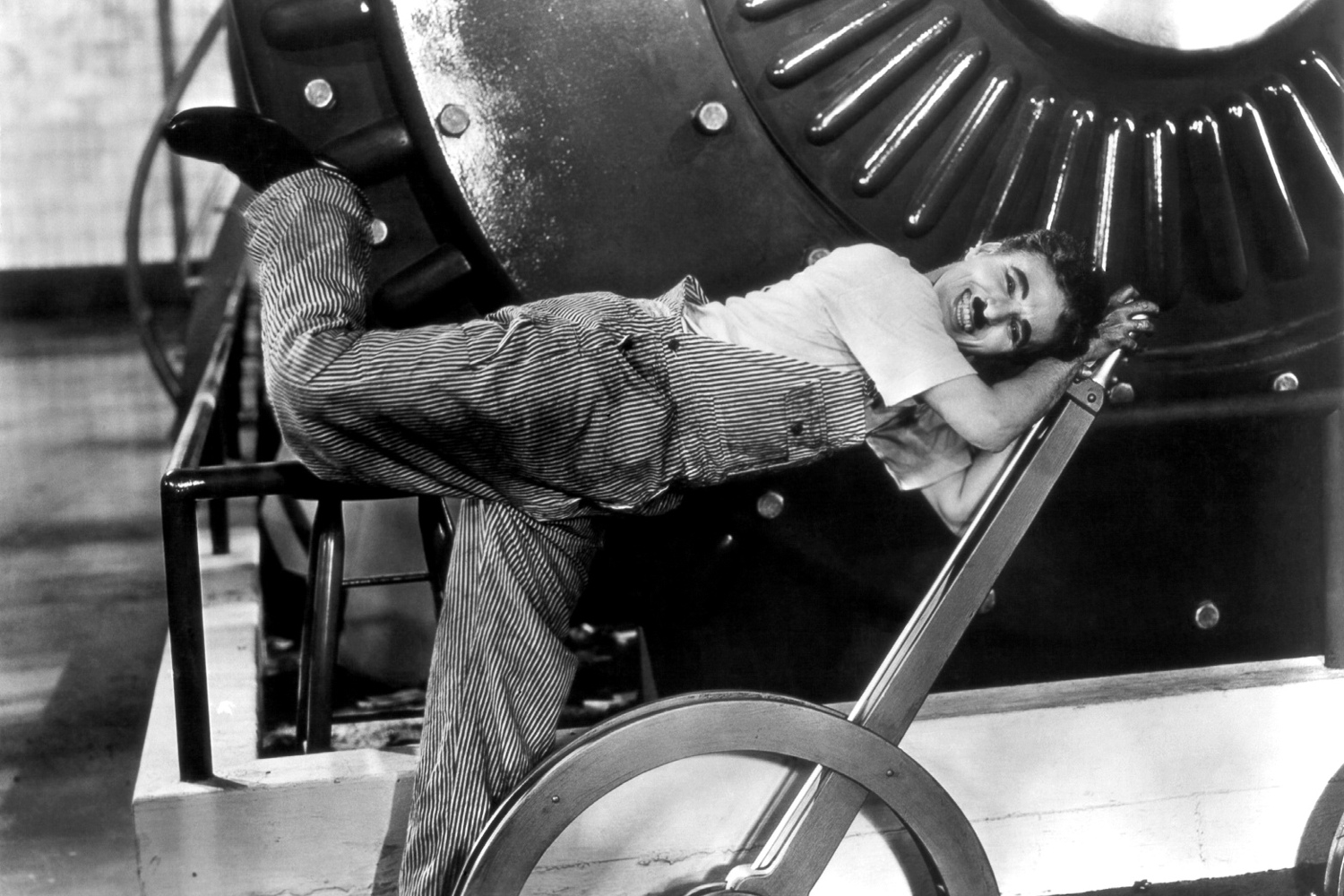 Chaplin_-_Modern_Times.jpg